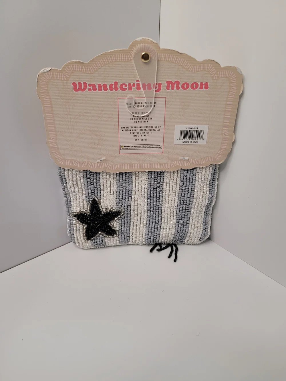 👉✨️Made In India Handmade Beaded Star Pouch in White & Black